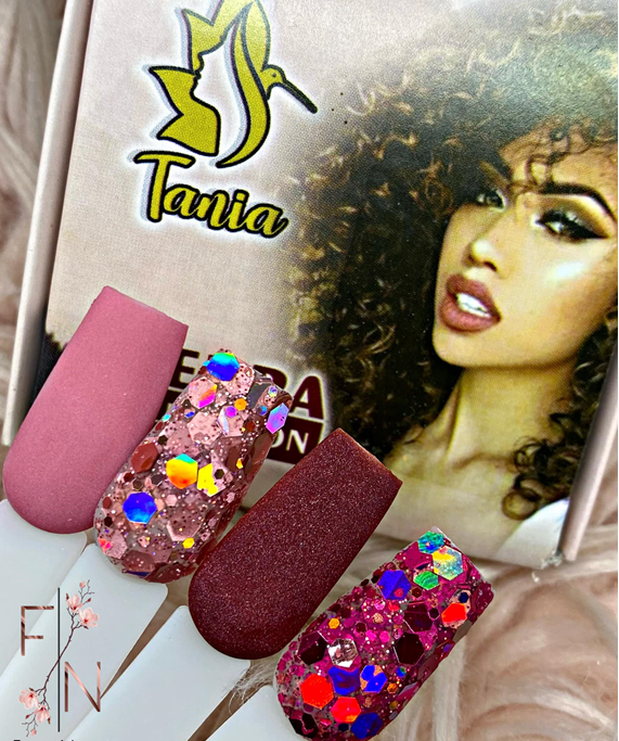 COLECCIONES TANIA NAILS